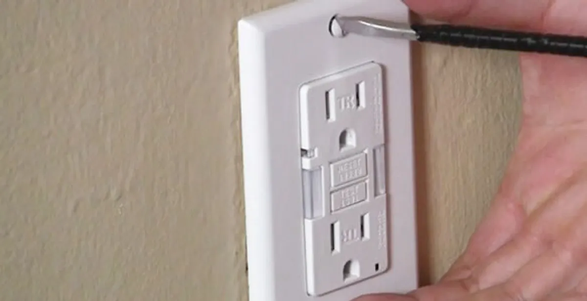 gfc outlets service securing and mounting ground fault circuit interrupter outlet by certified electricians in Los Angeles, CA