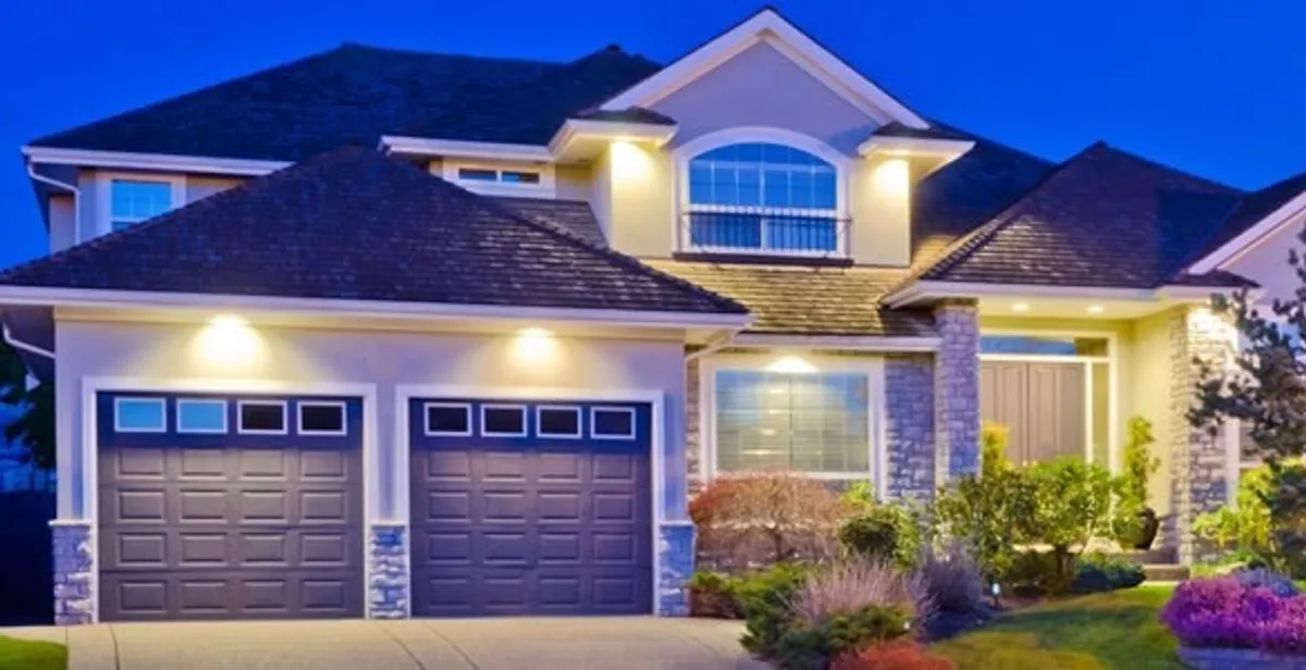 Programmable lighting installation improving residential exterior lighting control in Los Angeles, CA